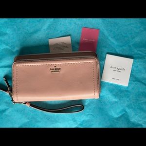 ♠️ Kate Spade wristlet phone wallet ♠️